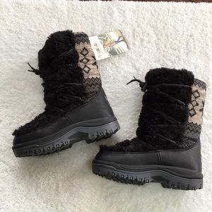 Muk Luks Massak faux fur boot